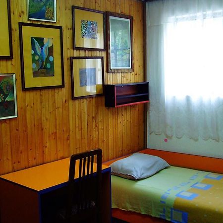 Hostel Domestika Bitola Quarto foto