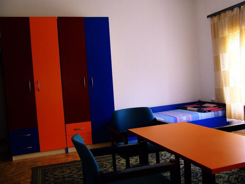 Hostel Domestika Bitola Quarto foto