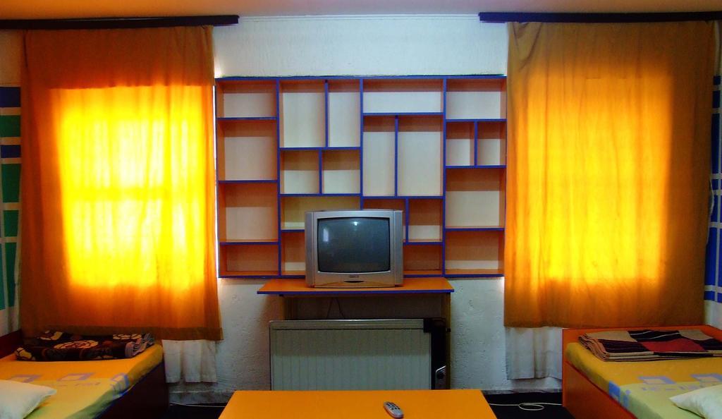 Hostel Domestika Bitola Quarto foto