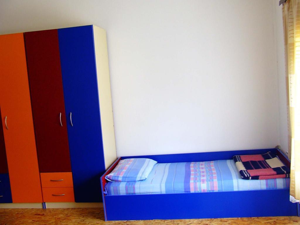 Hostel Domestika Bitola Quarto foto